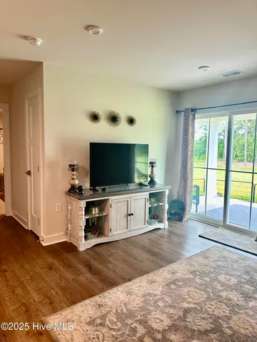 $242,000 | 48 Deerfield Lane, Tabor City, NC 28463