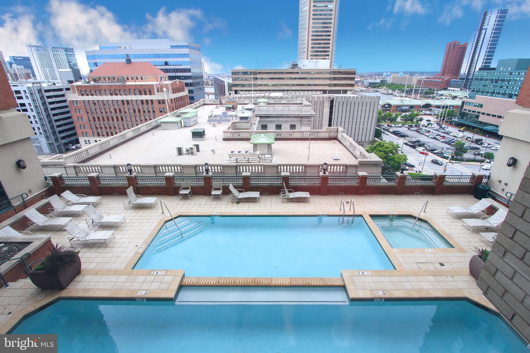 414 Water Street, Unit 2202 Baltimore, MD 21202 - Photo 33 of 40 pool