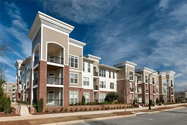 $1,947 | 400 Belmont Place Southeast, Unit 1208, Smyrna, GA 30080