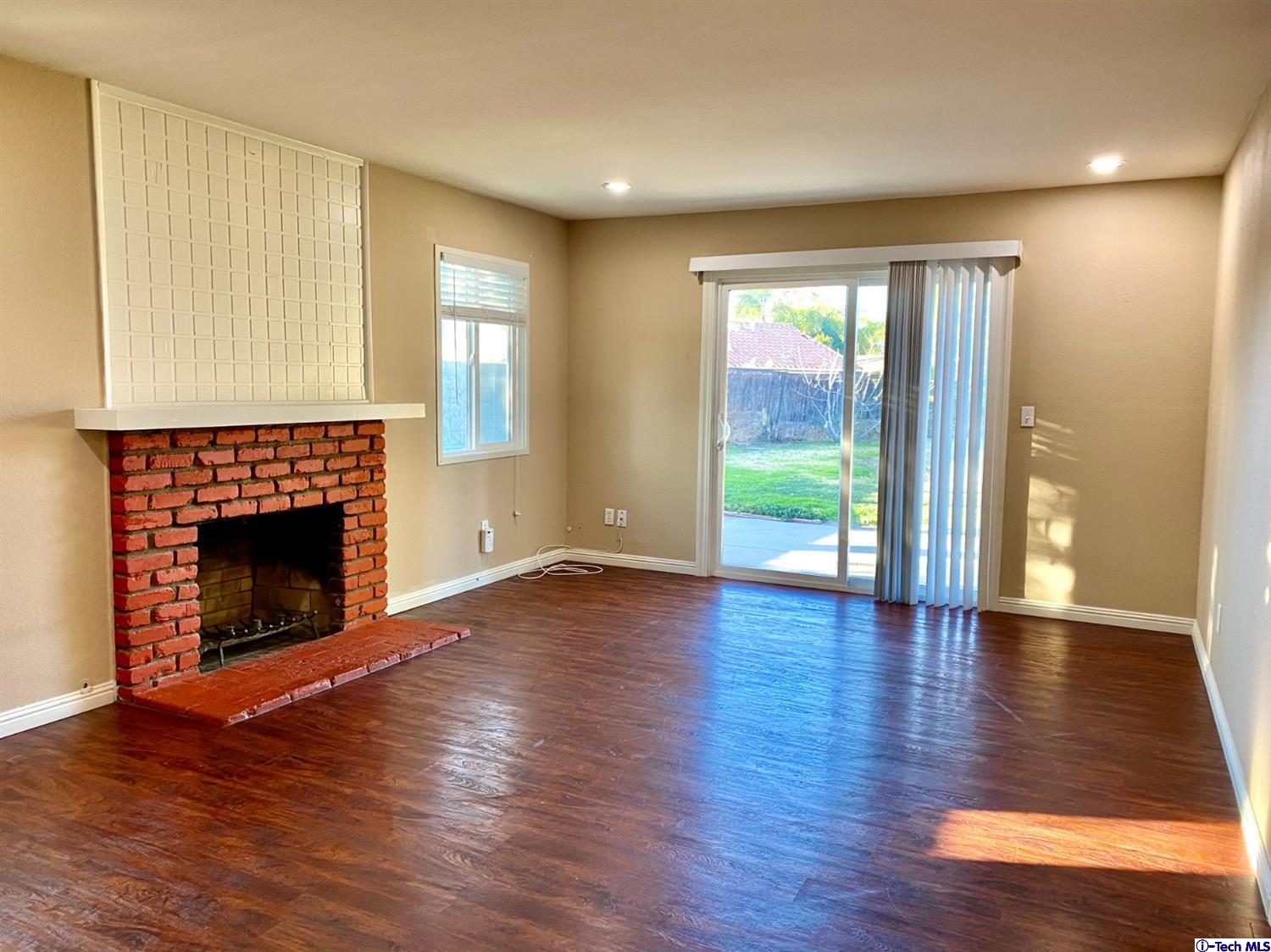 10419 Pendleton Street Riverside, CA 92505 - Photo 2 of 13