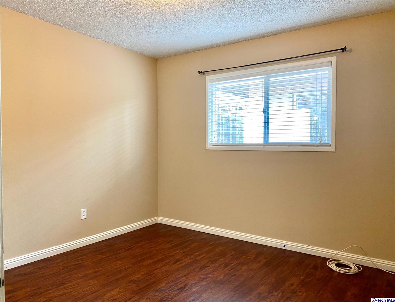 10419 Pendleton Street Riverside, CA 92505 - Photo 7 of 13