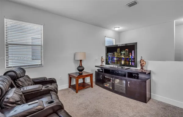 $4,100 | 3274 West 96th Place, Hialeah, FL 33018
