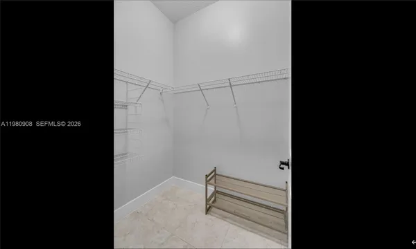 $4,100 | 3274 West 96th Place, Hialeah, FL 33018