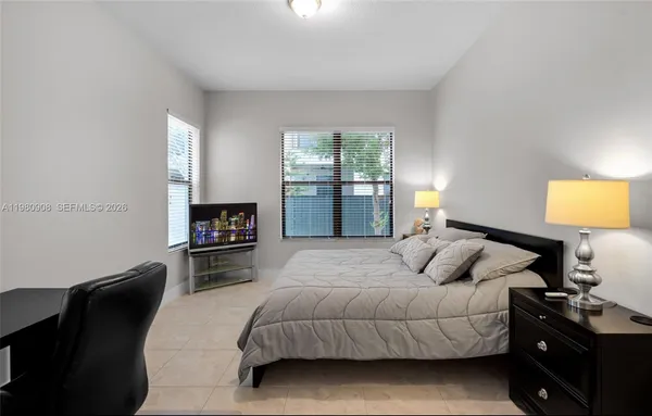 $4,100 | 3274 West 96th Place, Hialeah, FL 33018