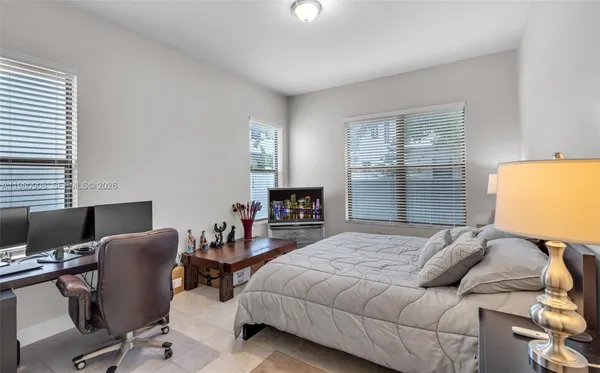 $4,100 | 3274 West 96th Place, Hialeah, FL 33018
