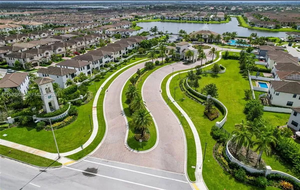 $4,100 | 3274 West 96th Place, Hialeah, FL 33018
