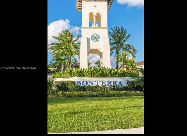 $4,100 | 3274 West 96th Place, Hialeah, FL 33018