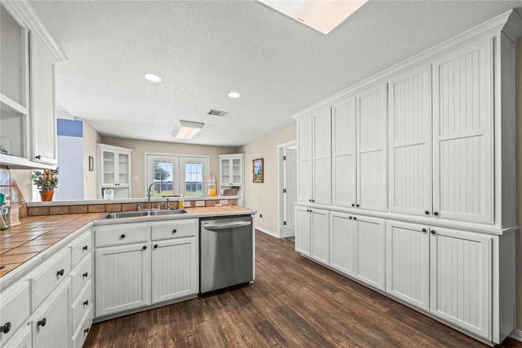 314 Jackson Heights Lorena, TX 76655 - Photo 14 of 40