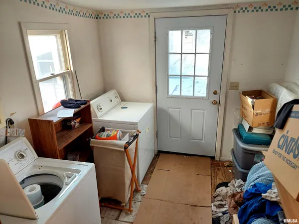 $72,500 | 828 South McArthur Street, Macomb, IL 61455