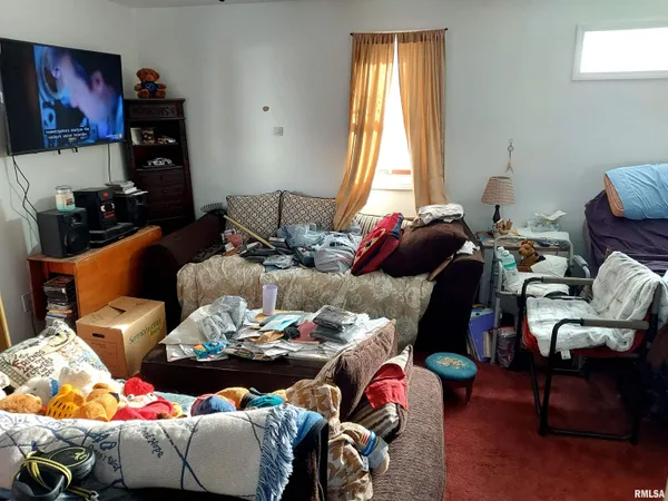 $72,500 | 828 South McArthur Street, Macomb, IL 61455