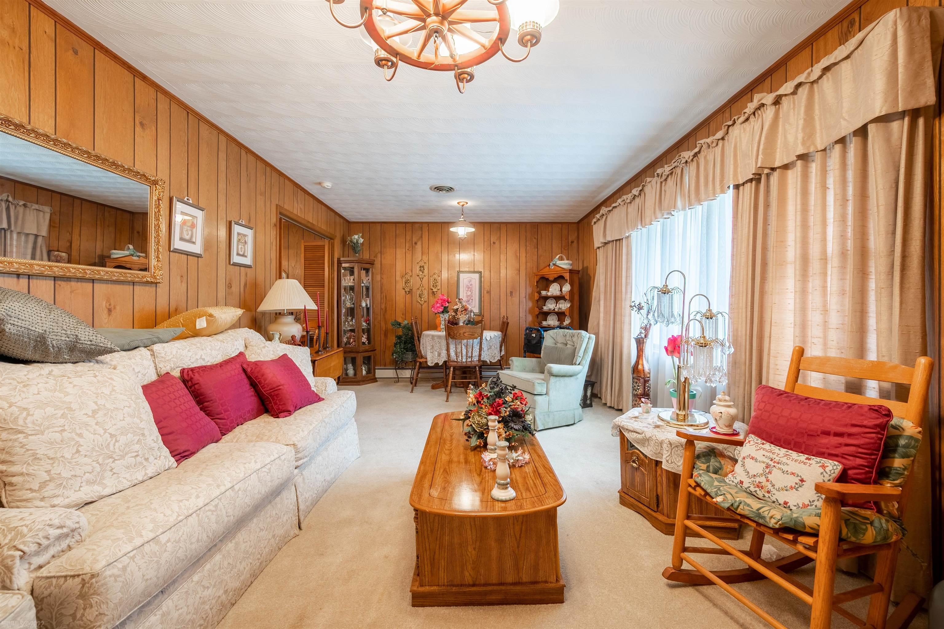 194 Doe Creek Road Pembroke, VA 24136 - Photo 5 of 56 Gallery Image 5