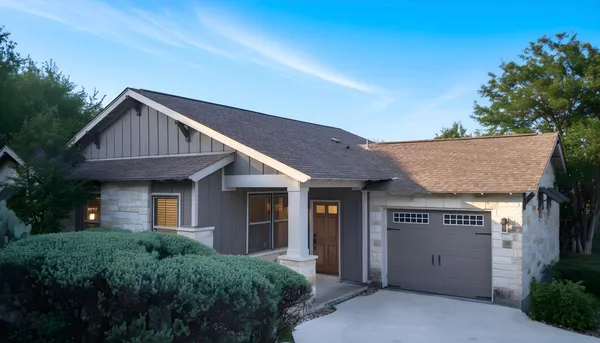 $485,000 | 14501 Falcon Head Boulevard, Unit 20, Austin, TX 78738