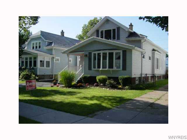 299 Potters Road Buffalo, NY 14220 - Photo 1 of 1 Exterior Front