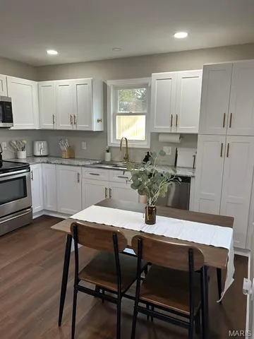 $185,000 | 200 Missouri Avenue, St. James, MO 65559