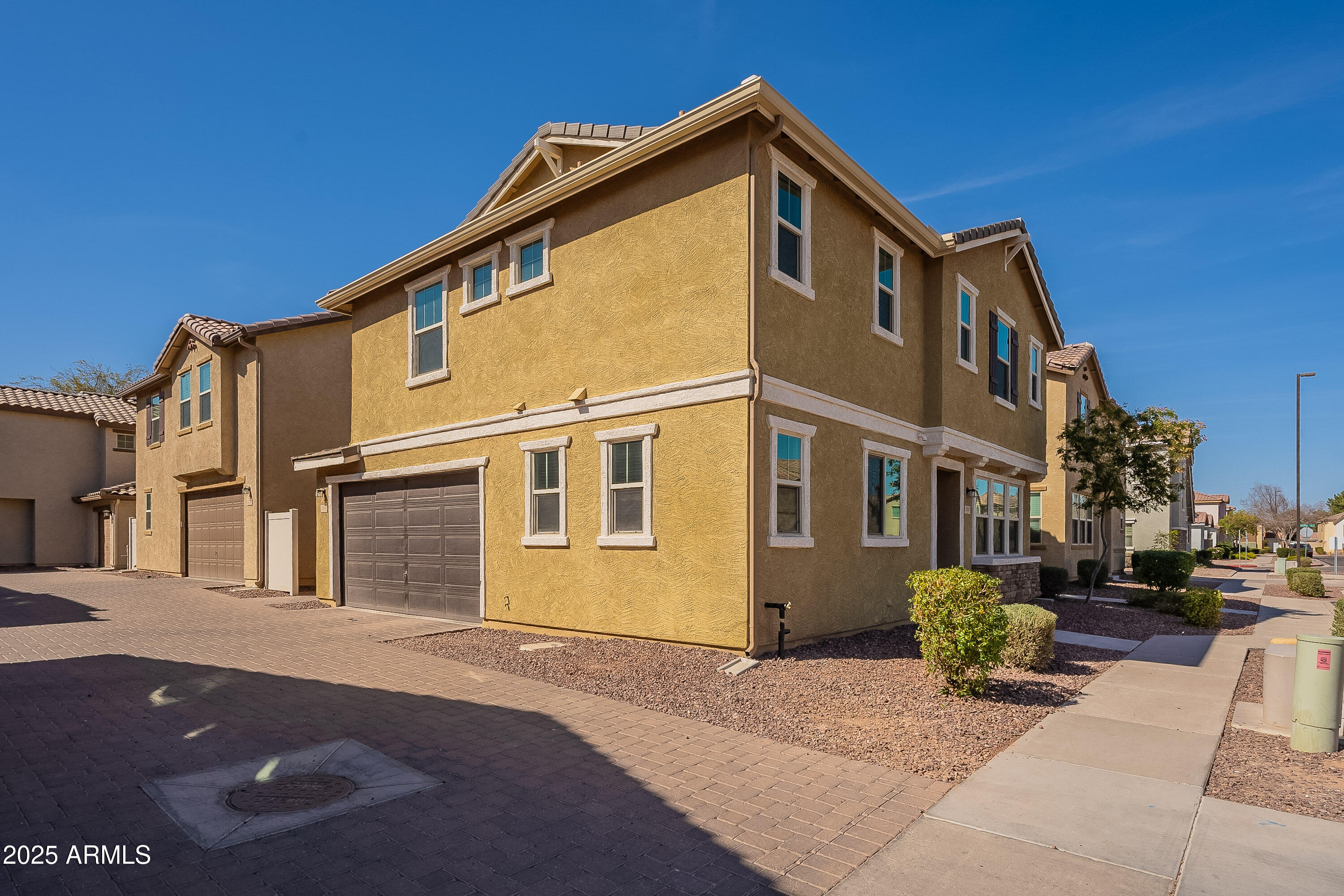 504 North Ranger Trail Gilbert, AZ 85234 - Photo 3 of 63 Ranger-3