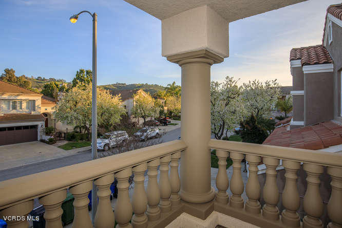 4145 Laurelview Drive Moorpark, CA 93021 - Photo 31 of 55 4145 Laurelview Dr Moorpark CA-small-030