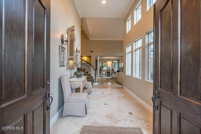 4145 Laurelview Drive Moorpark, CA 93021 - Photo 5 of 55 a living room with furniture and a large window