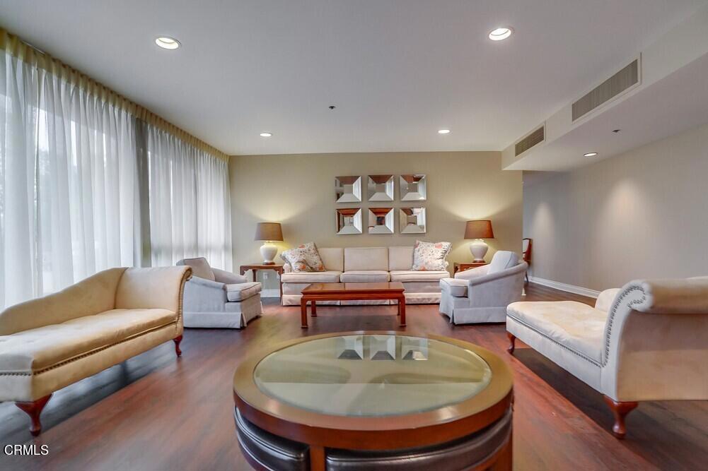 222 Monterey Road, Unit 1103 Glendale, CA 91206 - Photo 47 of 68 222-monterey-rd-068_web