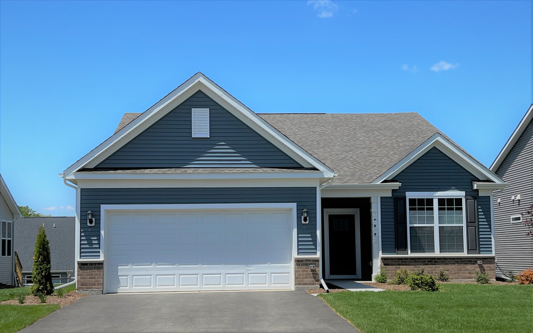 2803 Autumn Rdg Court Lindenhurst, IL 60046 - Photo 1 of 15 Gallery Image 1