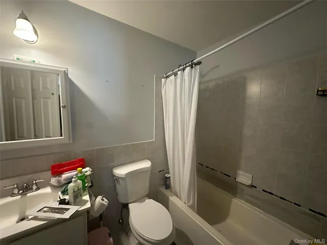 $4,400 | 440 Highland Avenue, Mount Vernon, NY 10553