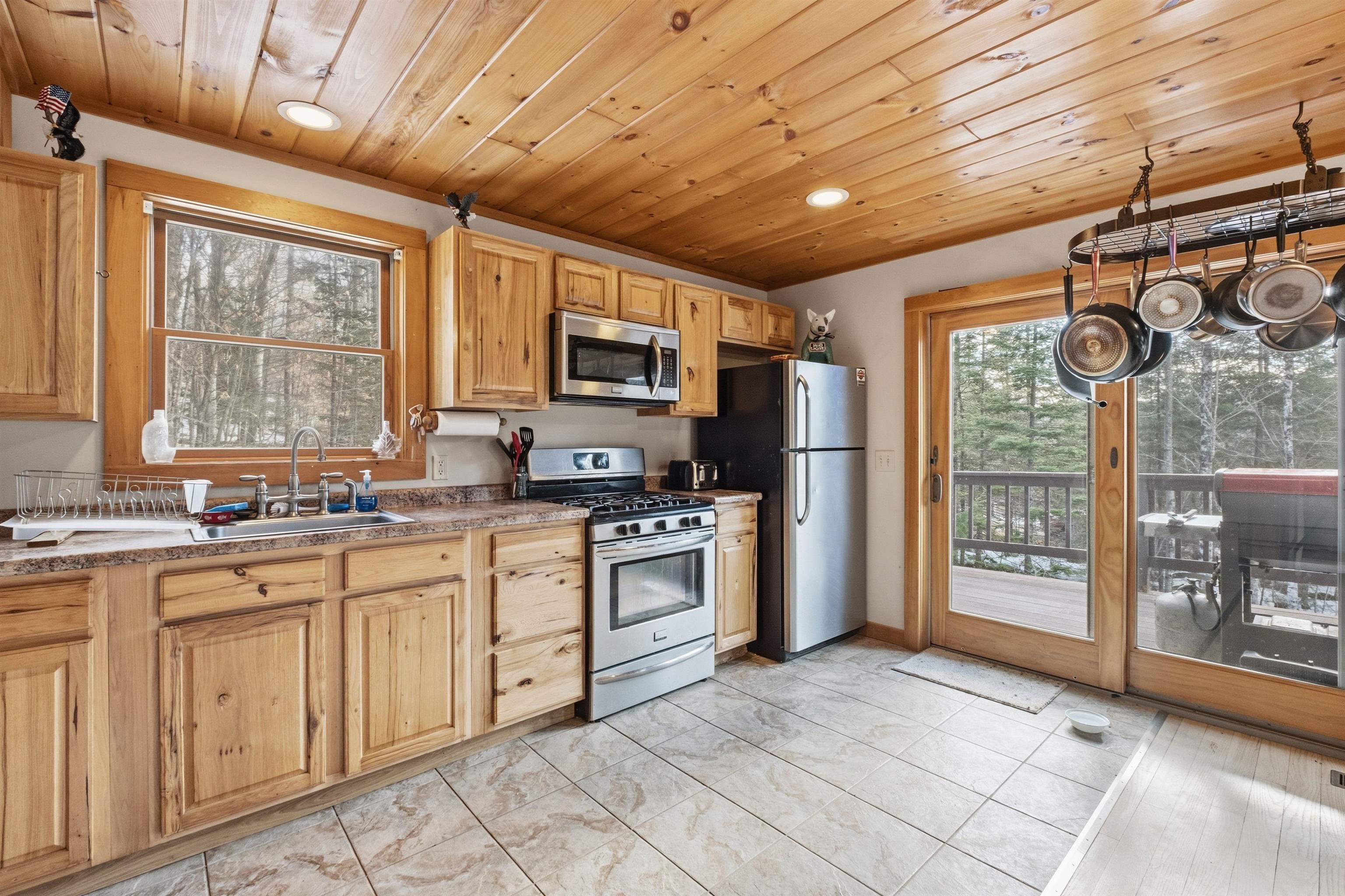 26 Doetown Road Ellsworth, NH 03266 - Photo 12 of 53