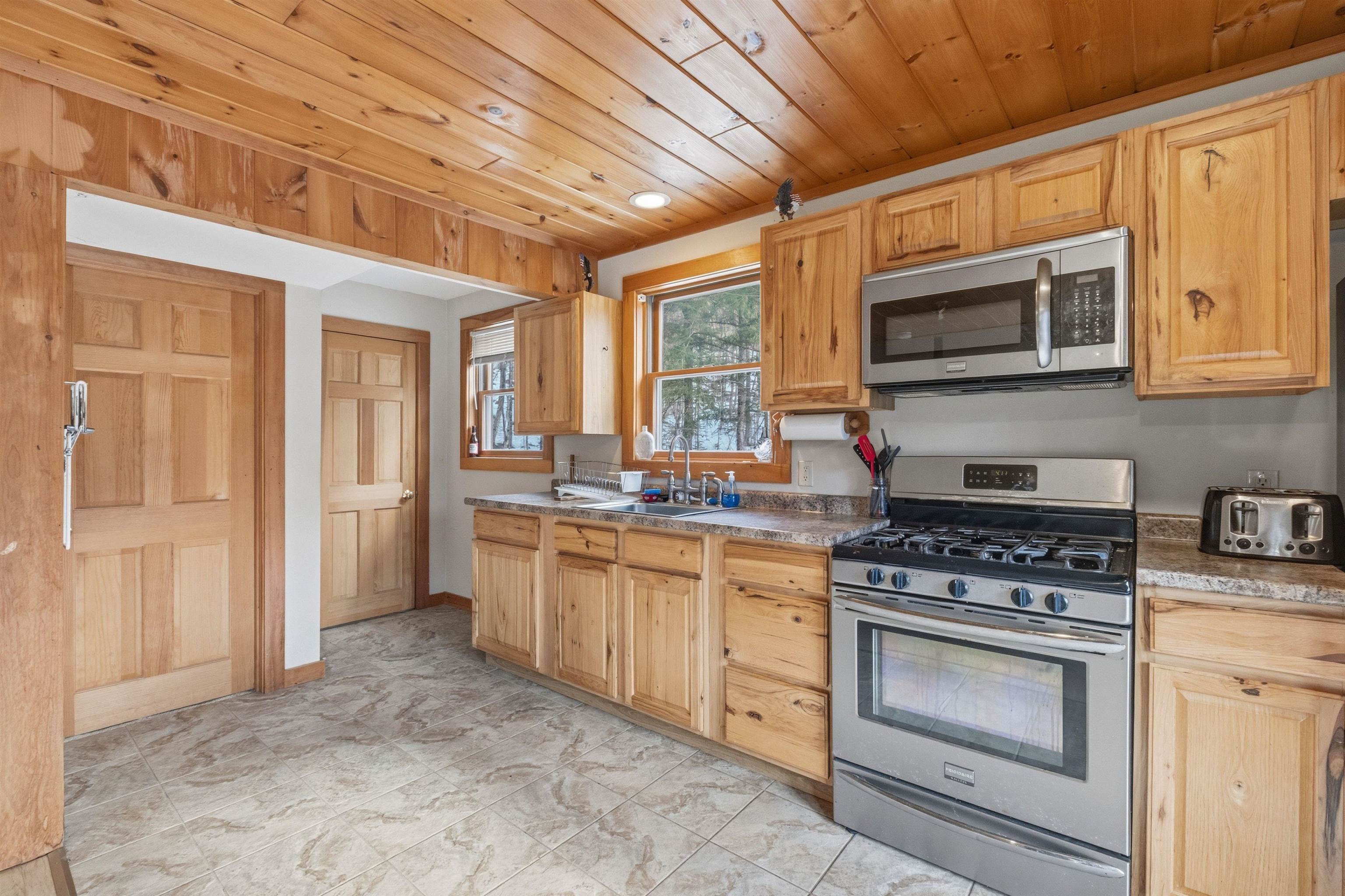 26 Doetown Road Ellsworth, NH 03266 - Photo 13 of 53