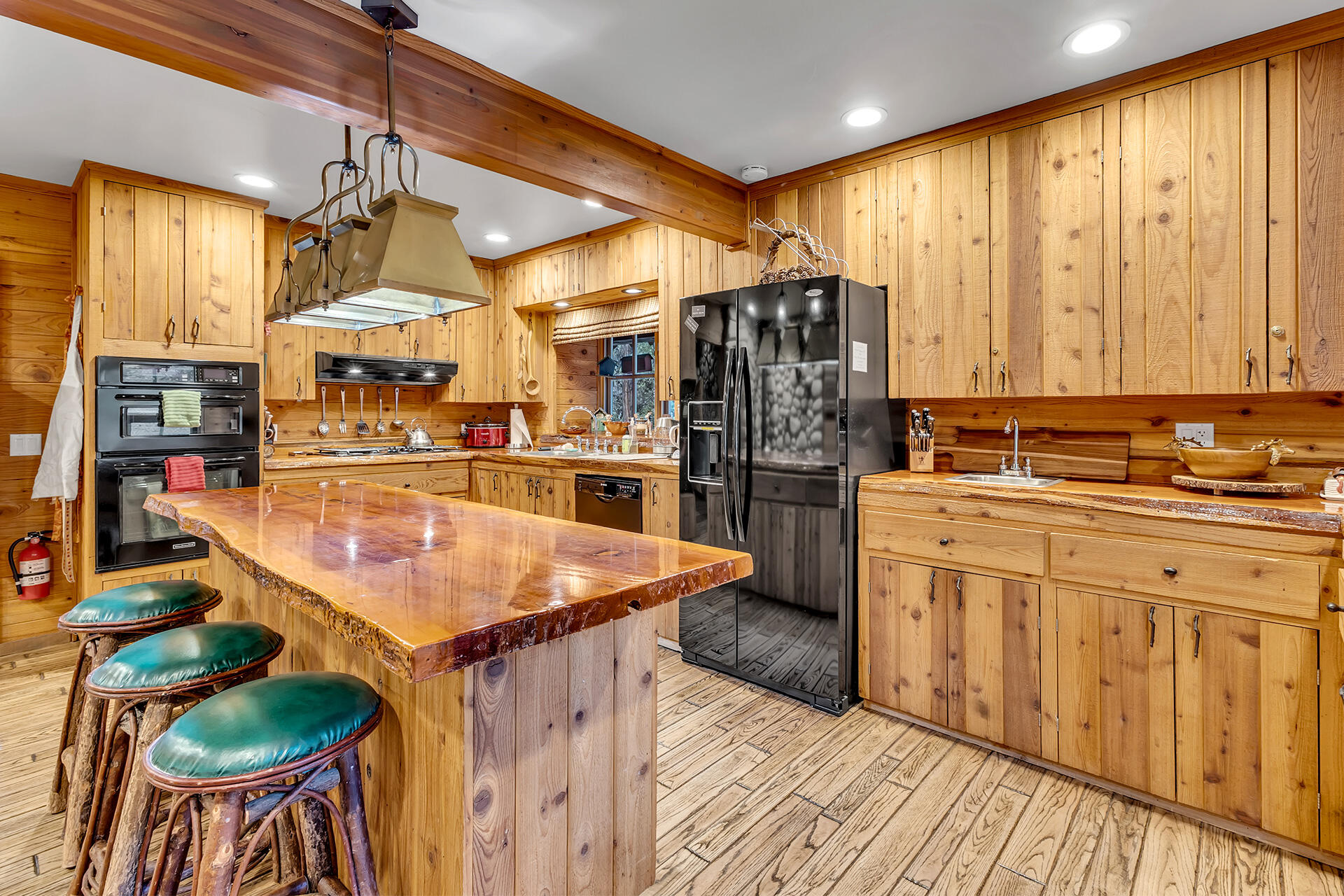 25315 Fern Valley Road Idyllwild, CA 92549 - Photo 18 of 79 IMG_4959