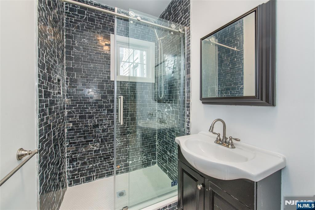 14 Grove Terrace Montclair, NJ 07042 - Photo 30 of 37