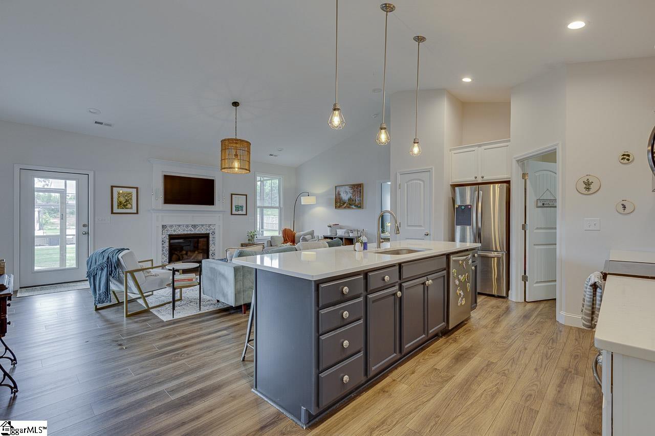 7 Judge Looper Court Travelers Rest, SC 29690 - Photo 5 of 49