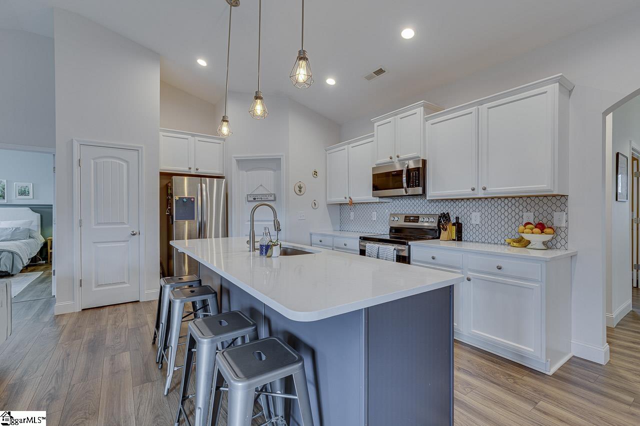 7 Judge Looper Court Travelers Rest, SC 29690 - Photo 6 of 49