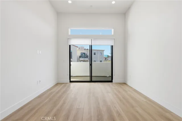 $5,900 | 12078 Guerin Street, Unit 207, Studio City, CA 91604