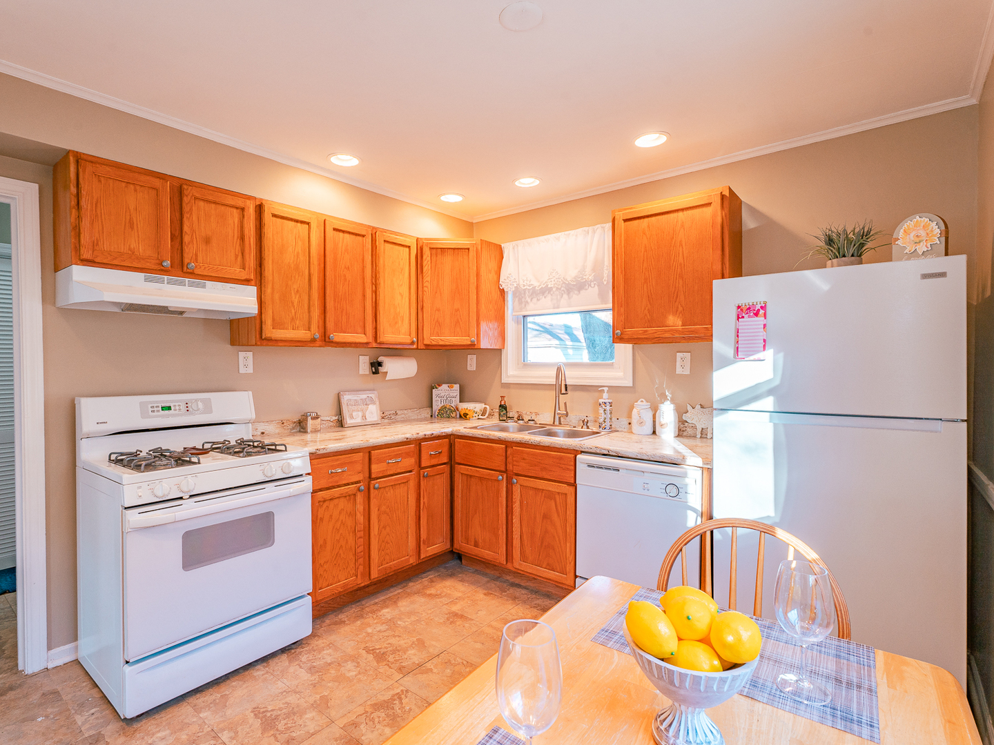 17537 Dundee Avenue Homewood, IL 60430 - Photo 18 of 31 Gallery Image 18