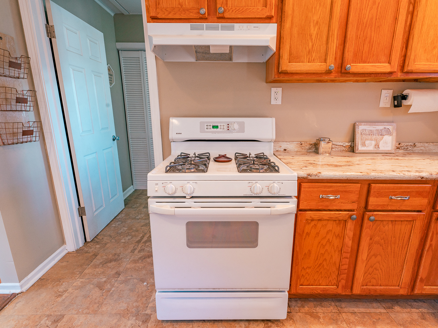17537 Dundee Avenue Homewood, IL 60430 - Photo 19 of 31 Gallery Image 19