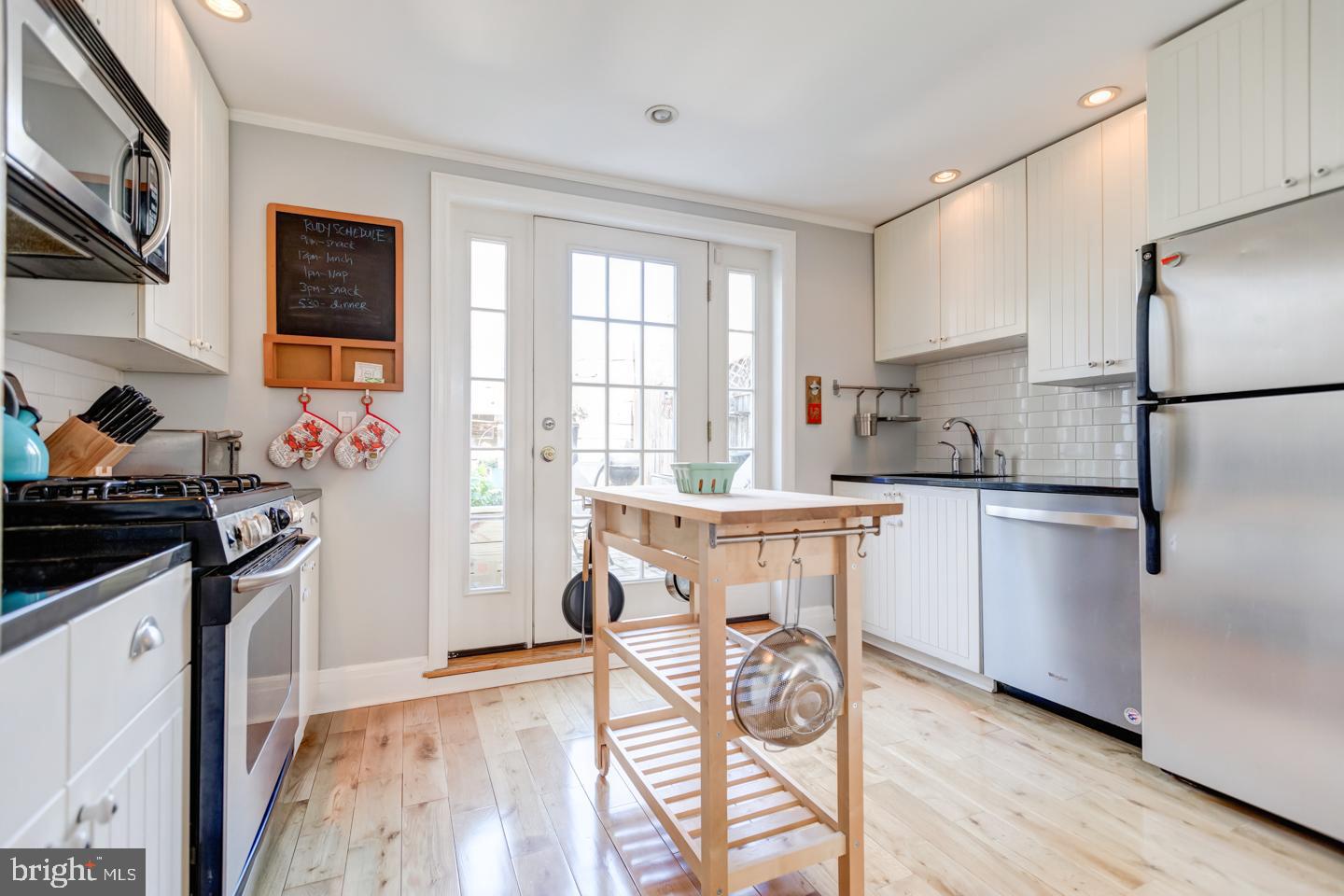 355 Reno Street Philadelphia, PA 19123 - Photo 9 of 39 Gallery Image 9