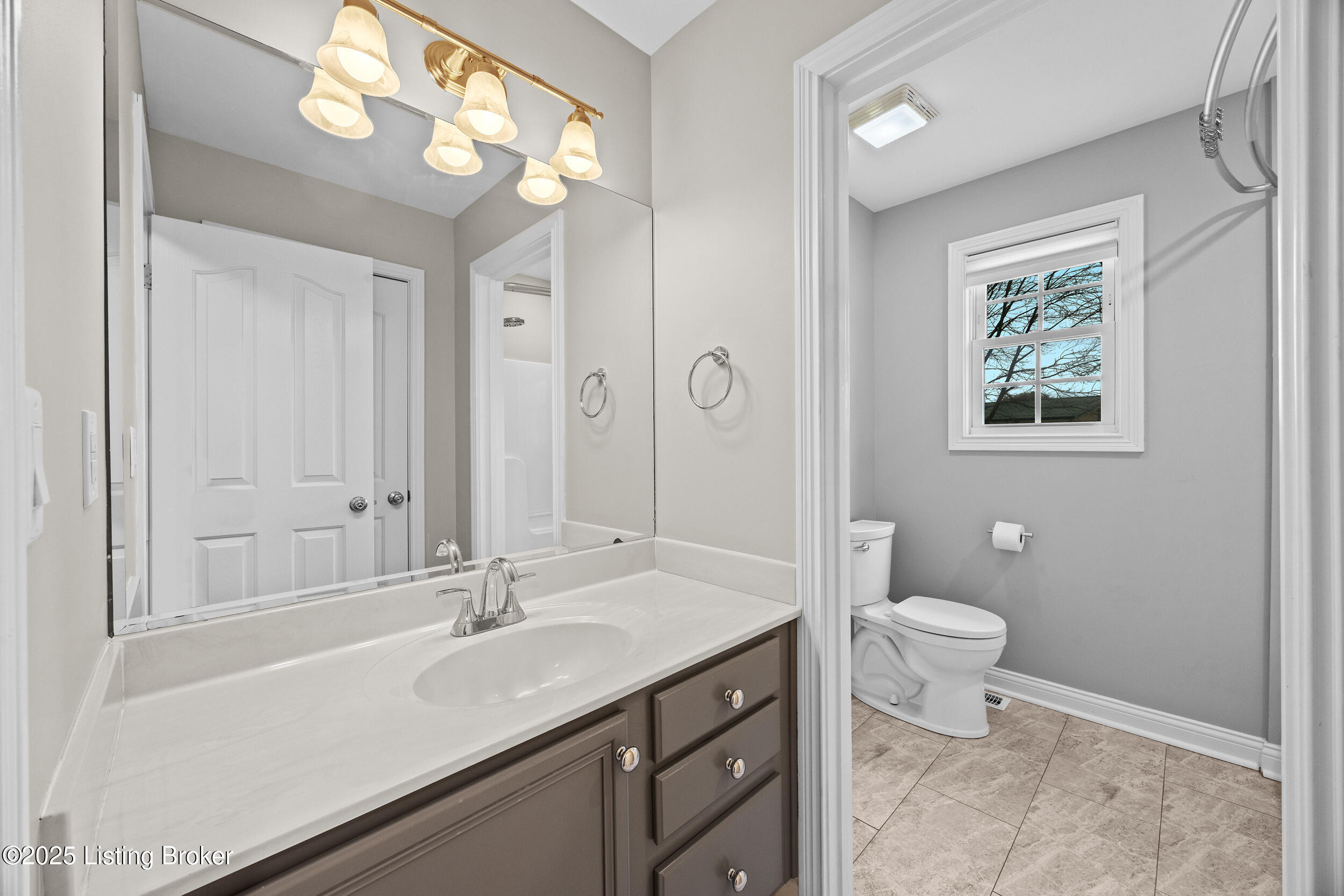 7702 Tempsclair Road Louisville, KY 40220 - Photo 47 of 65 47
