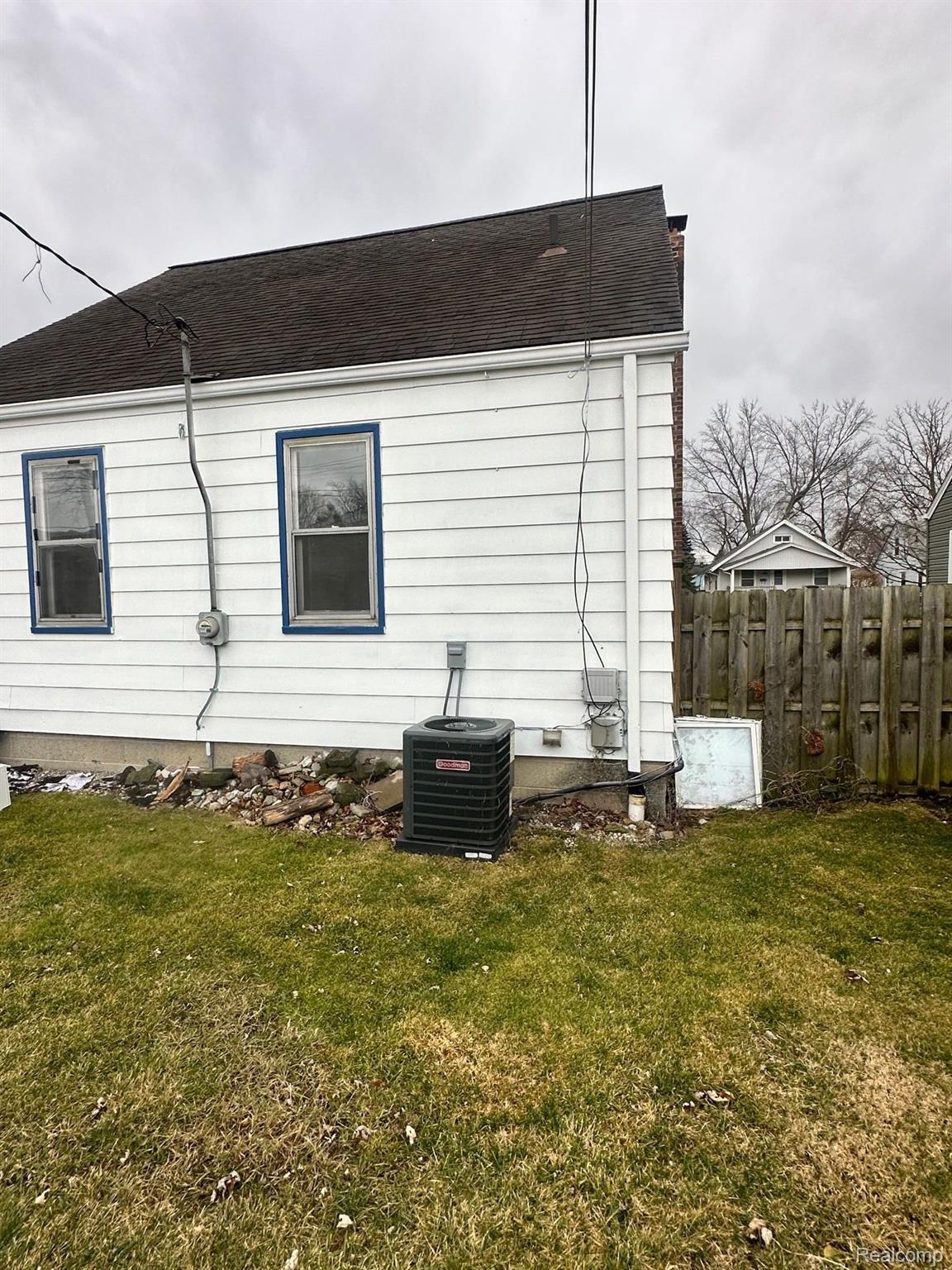1010 Cambridge Road Berkley, MI 48072 - Photo 14 of 17 Gallery Image 14
