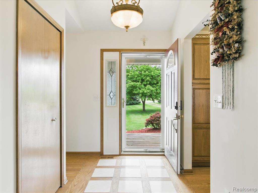 4979 North Branch Road North Branch, MI 48461 - Photo 8 of 46