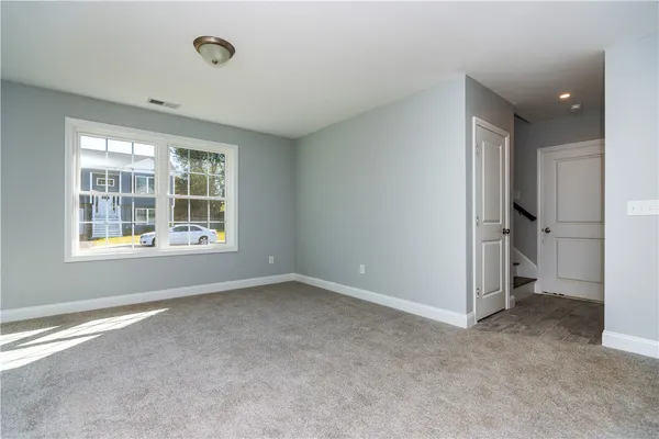 $599,900 | 21 Carlson Circle, West Warwick, RI 02893
