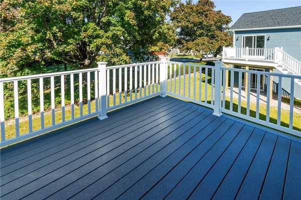$599,900 | 21 Carlson Circle, West Warwick, RI 02893