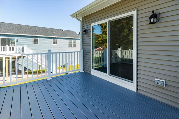 $599,900 | 21 Carlson Circle, West Warwick, RI 02893
