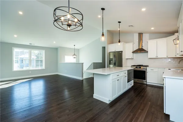 $599,900 | 21 Carlson Circle, West Warwick, RI 02893