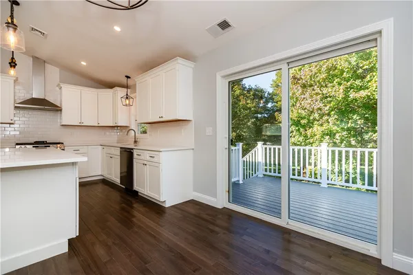 $599,900 | 21 Carlson Circle, West Warwick, RI 02893