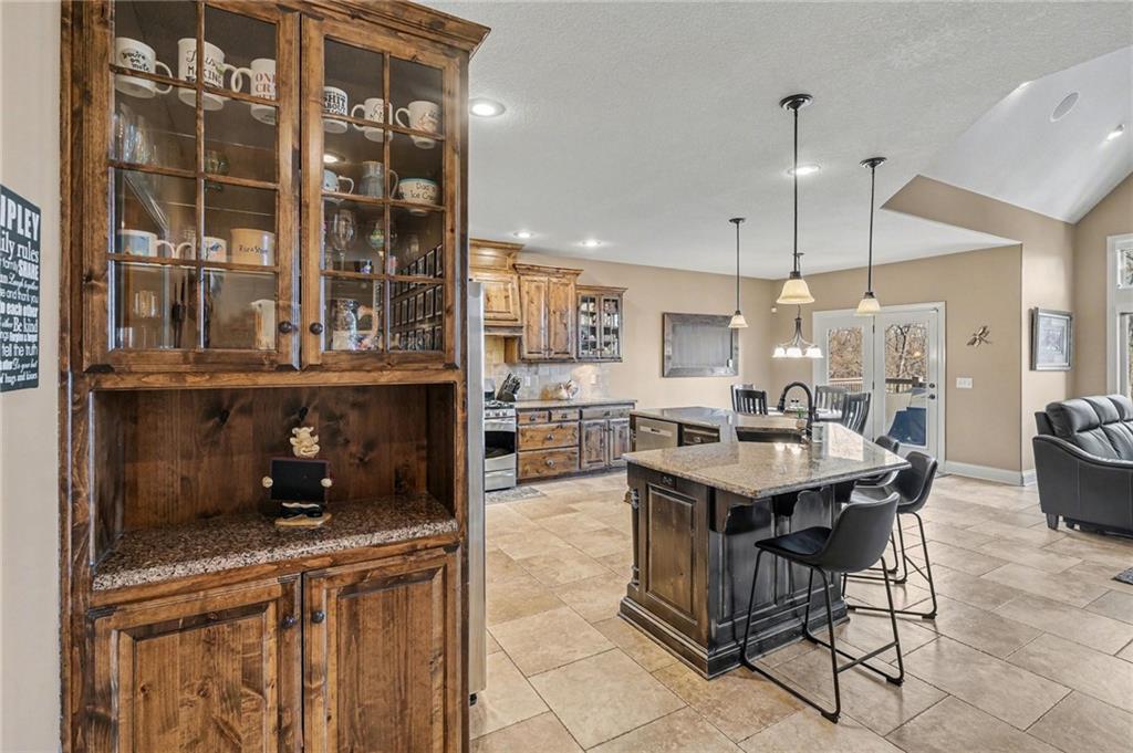 15321 North Bales Road Smithville, MO 64089 - Photo 13 of 57