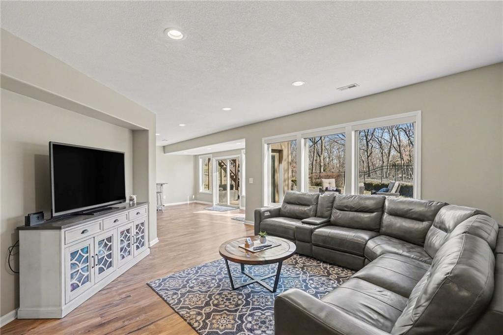 15321 North Bales Road Smithville, MO 64089 - Photo 38 of 57