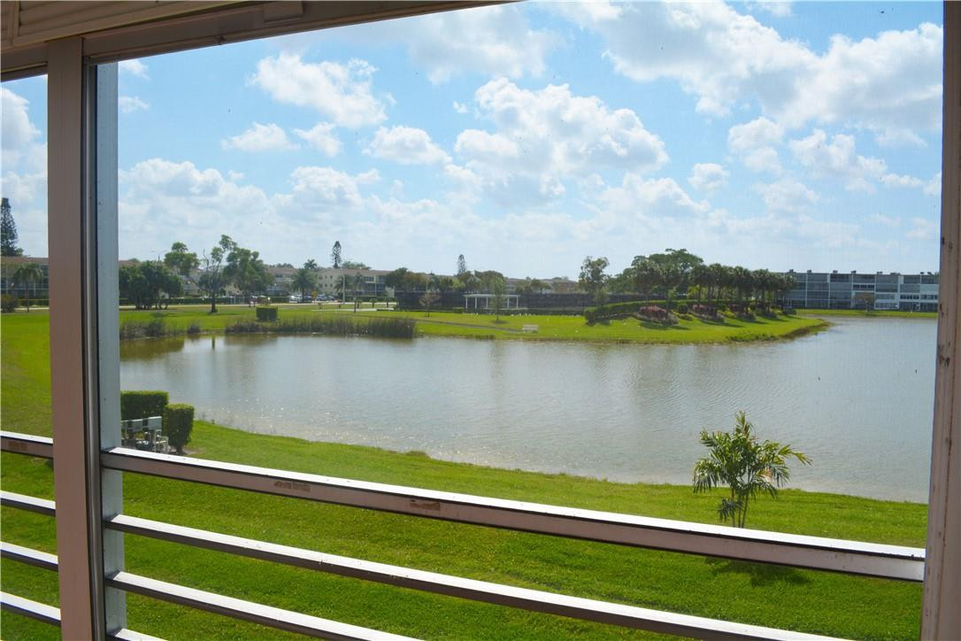 2082 Exeter, Unit 2082 Boca Raton, FL 33434 - Photo 16 of 27 Photo 16