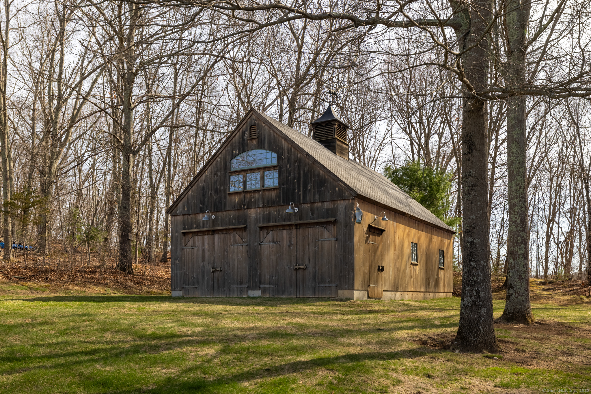 38 Barnhill Road Woodbury, CT 06798 - Photo 2 of 23