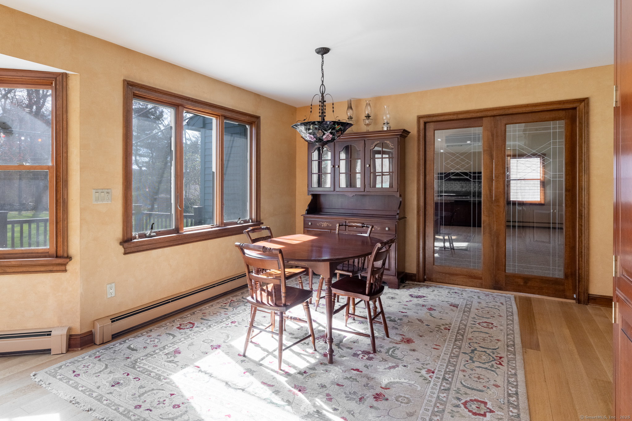 38 Barnhill Road Woodbury, CT 06798 - Photo 7 of 23 Lots of room to entertain in this kitchen, and plenty of room for a dining area.