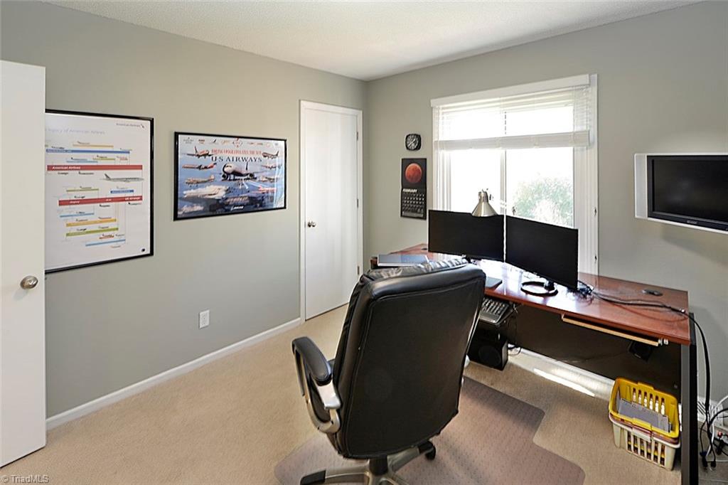 5686 Sweetbriar Road Pfafftown, NC 27040 - Photo 10 of 27 Gallery Image 10