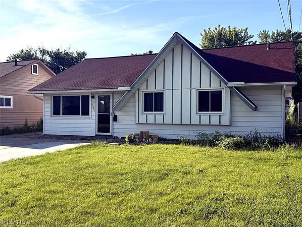 $200,000 | 4343 Brockley Avenue, Sheffield Lake, OH 44054