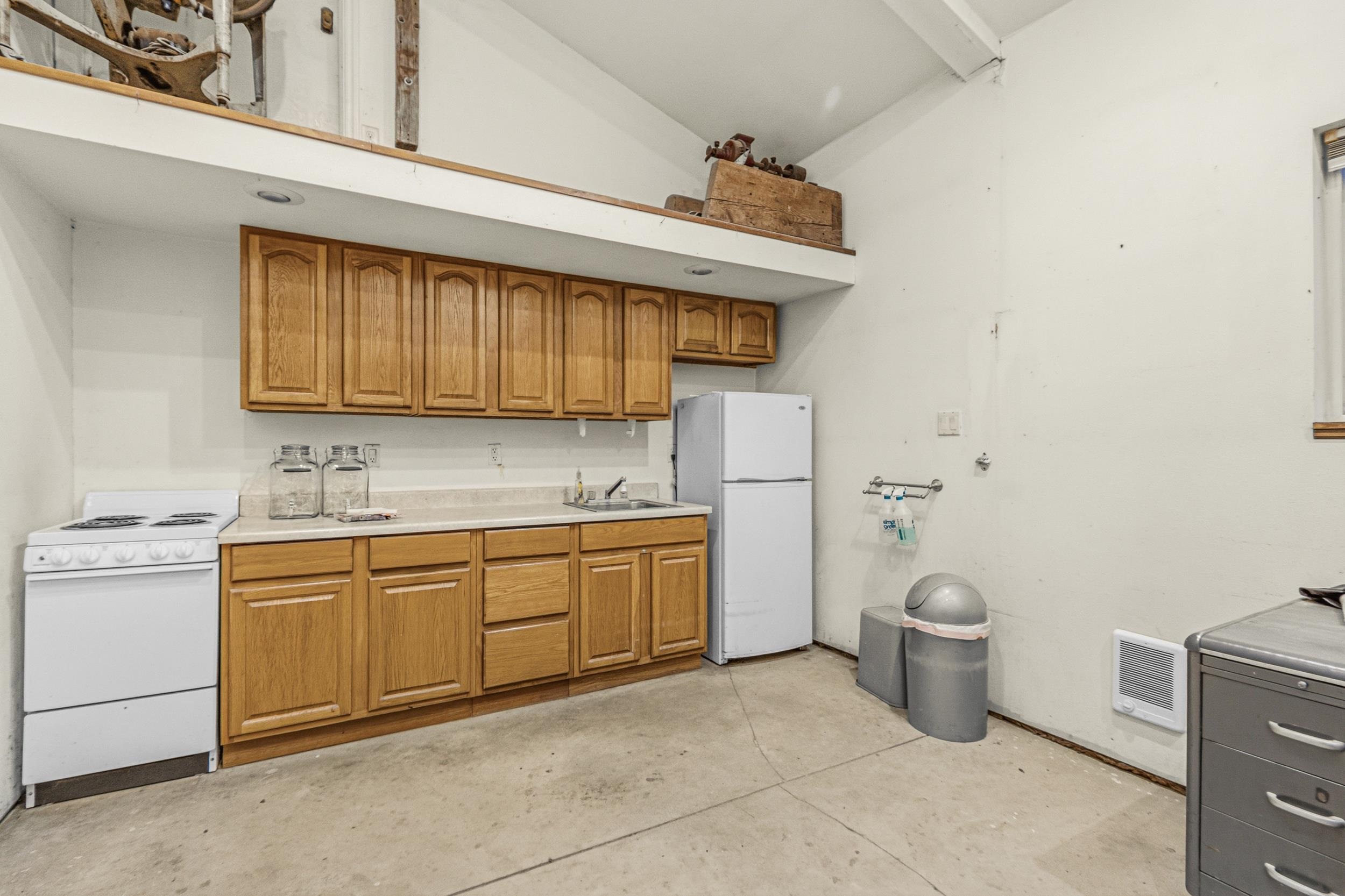 28805 Schumer Road Davenport, WA 99122 - Photo 41 of 48
